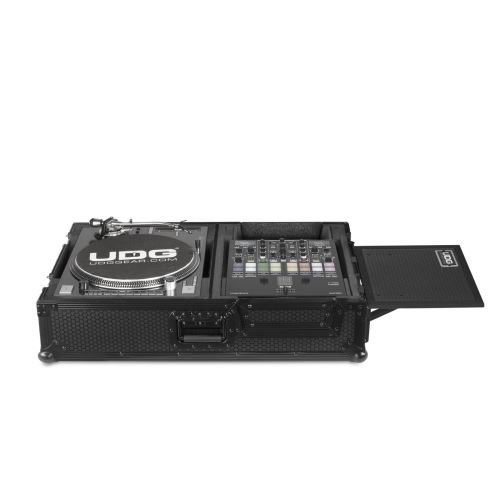 UDG U91068BL Flightcase Scratch Black Plus avec support pour ordinateur portable
