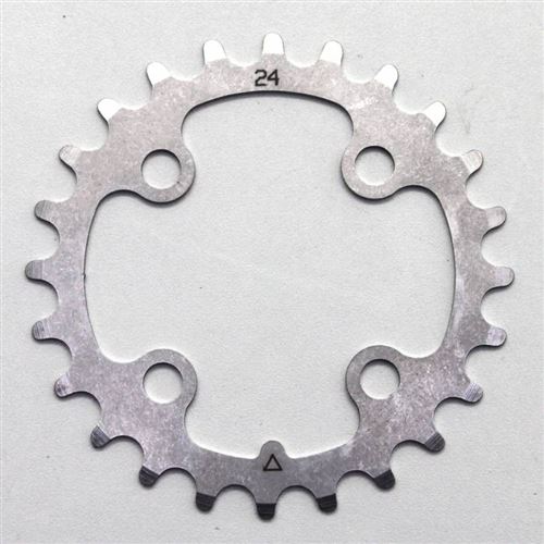 Plateau vtt 4bra triple 24dts d.64 interieur argent acier stronglight