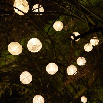 Guirlande lumineuse solaire extérieure 5 mètres Lanterne 20 LED Lampions  Chaîne lumineuse solaire étanche Décoration de Noël pour jardin, terrasse,  cour, maison, arbre de Noël, fêtes (blanc c