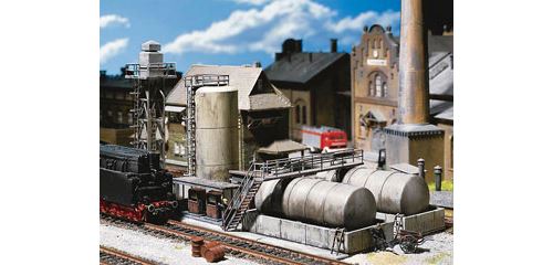 Faller 120157 H0 Öllager mit Dieseltankstelle