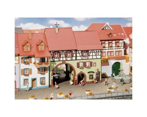 Faller 130499 H0 Stadthaus mit Tor