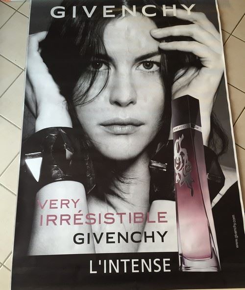 Givenchy - 120x175 cm - AFFICHE / POSTER