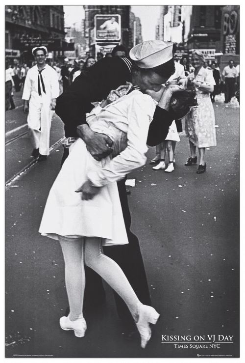 TIME SQUARE NYC - Kissing on VJ day (Panneaux MDF 60x90 cm)