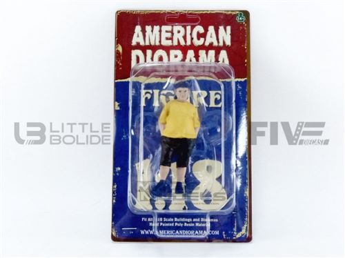 Voiture Miniature de Collection AMERICAN DIORAMA 1-18 - FIGURINES Garcon Debout - Yellow / Blue - 76278