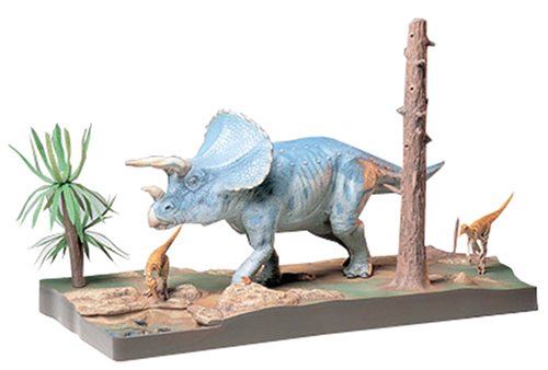 Tamiya Models Triceratops Diorama Set 135