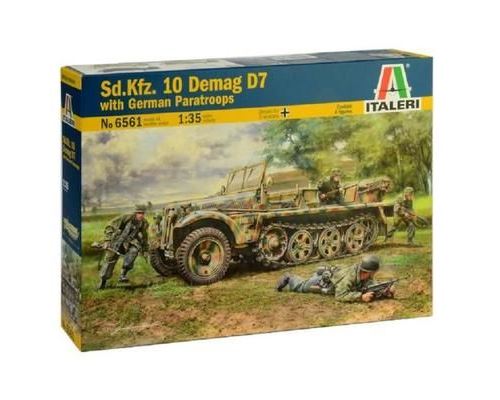 Sd.Kfz. 10 DEMAG D7 with German Paratroops
