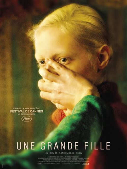 Une grande fille - 2019 - Vasilisa Perelygina - 116x158cm - Affiche de cinéma originale pliée