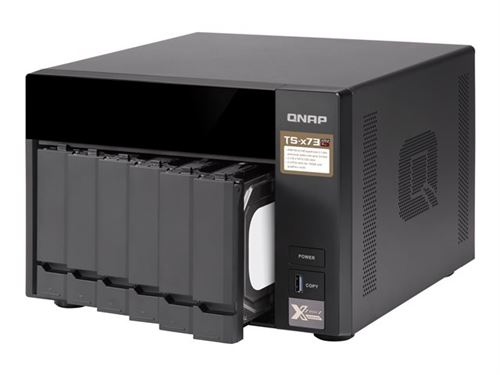 QNAP TS-673-4G Boîtier NAS Bureau 6 baies avec 4 Go de RAM