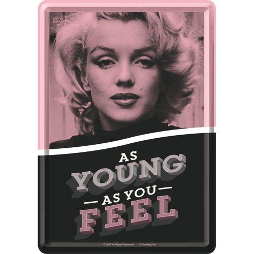 Nostalgic-Art 10302 Celebrities Marilyn Monroe – AS YOUNG AS YOU Feel, tôle Carte postale 10 x 14 cm Métal, multicolore, 10 x 14 x 0,2 cm
