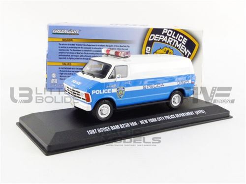 Voiture Miniature de Collection GREENLIGHT COLLECTIBLES 1-43 - DODGE Ram B250 Van New York City Police Dept - 1987 - Blue / White - 86577
