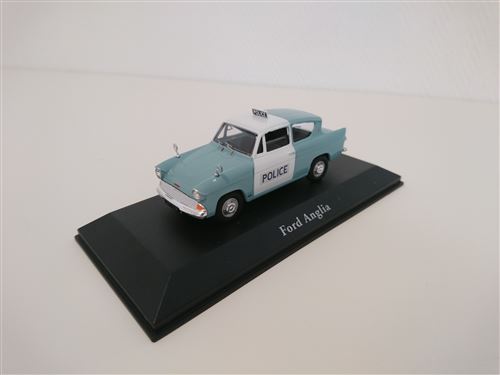Ford Anglia . Uk Police Car . Corgi 1/43 Réf: U03