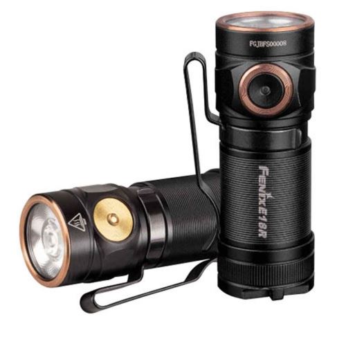 Fenix E18R torche et lampe de poche