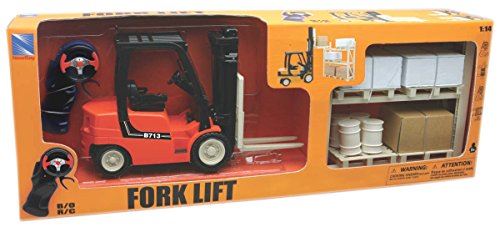 New Ray Forklift With Rack Set