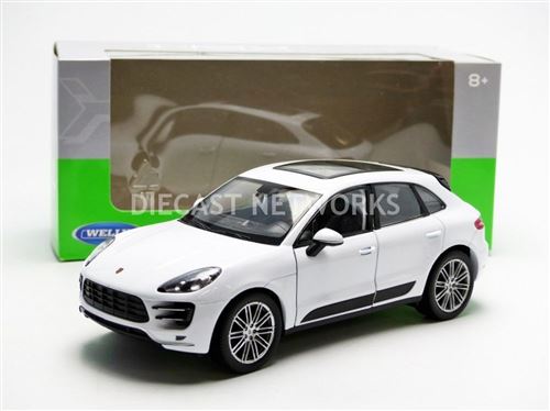 Voiture Miniature de Collection WELLY 1-24 - PORSCHE Macan Turbo - 2014 - White - 24047W