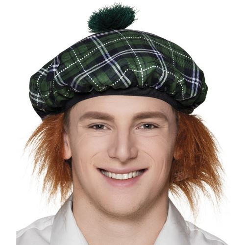 bêret ecossais vert avec cheveux