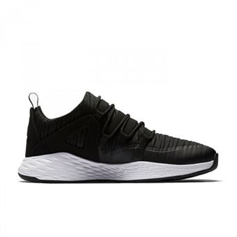 jordan pointure 39