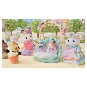 5809 - Les princesses en robes a fleurs