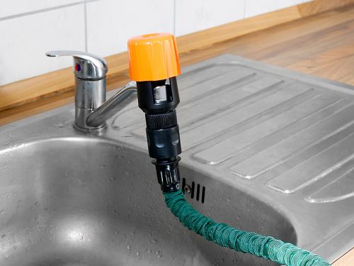 Adaptateur universel de robinet pour tuyau d'arrosage - Accessoires d' arrosage - Achat & prix