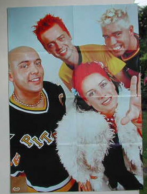 Aqua - 59x83 cm - AFFICHE / POSTER État correct - N/A reconditionné disponible sur Fnac