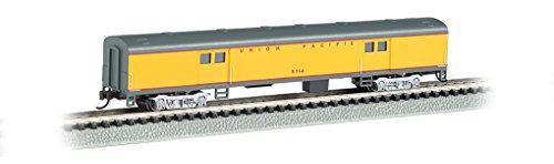 Bachmann Industries Smooth Side Union Pacific N-Scale Baggage Car, 72