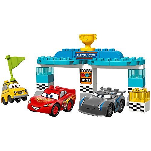 Kit de construction LEGO Duplo Piston Cup Race 10857