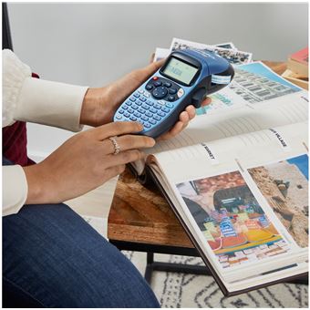 DYMO LetraTag LT-100H Plus, étiqueteuse clavier ABC, écran large, 2 cassettes ruban, 1 support mural