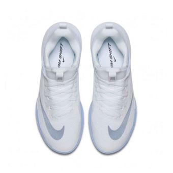 Chaussure de Basketball Nike Zoom shift blanche pour femme ...