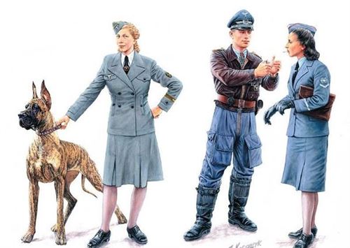 Woman At War: Germany, Luftwaffe Helferi - 1:35e - Master Box Ltd.