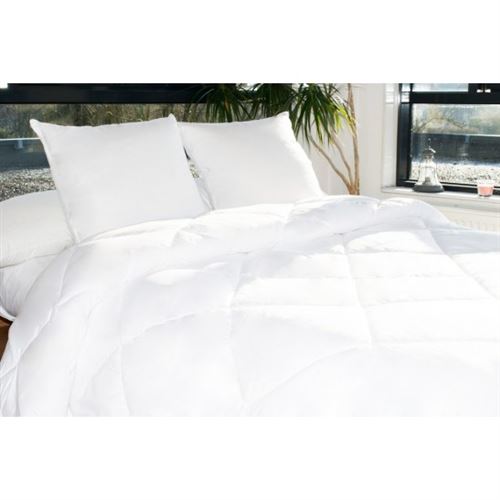 40 sur couette hoteliere hygiafill 200 x 200 cm pour lit 90 a 120 x 190 cm achat prix fnac