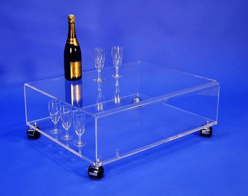 Table basse transparente