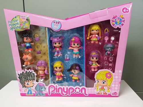 Pinypon 10 figurines + 30 accessoires. 8 figurines + 2 animaux
