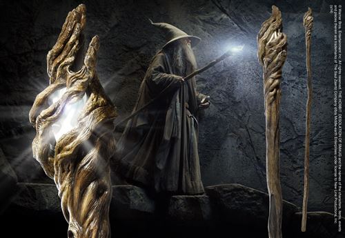 le seigneur des anneaux / le hobbit - réplique bâton lumineux 185cm - gandalf