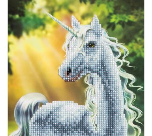 Kit Crystal Art - Carte broderie diamant - Licorne - 18 x 18 cm