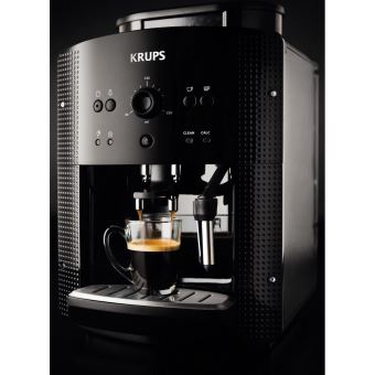 Test Krups Essential YY8125FD : machine expresso à grain