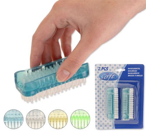 Brosse à ongles en plastique 2 pièces sur carton 4 assorties