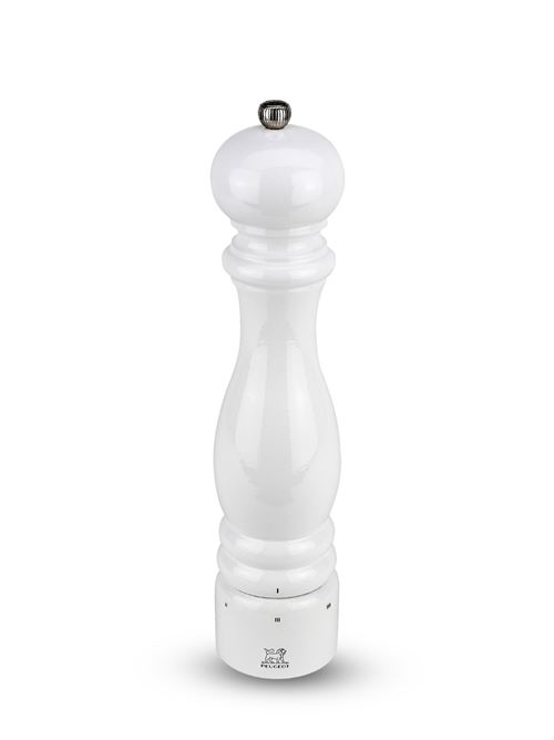 The white gloss finish on this Paris pepper mill is symbolic of a refined simplicity that will inspire the way you experiment with different food and enjoy eating it.  With the u'Select adjustment system, you can choose the size of the grind that best suits your palate and your plate. Paris u'Select