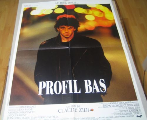 Profil Bas AFFICHE CINEMA ORIGINALE État correct - N/A reconditionné disponible sur Fnac