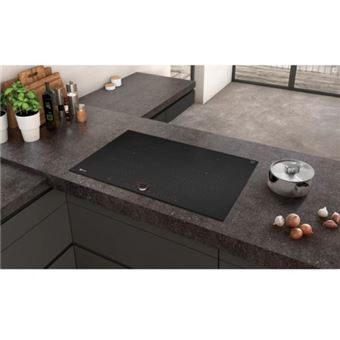 Neff N 90 T68FS6RX2 - Table de cuisson à induction - 4 plaques de cuisson - Niche - largeur : 75 cm - profondeur : 49 cm - noir devant à facettes