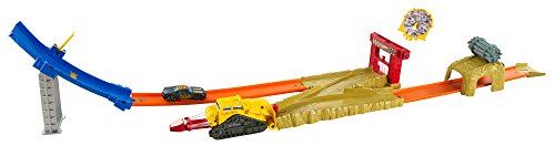 Hot Wheels Bulldoze Blast Trackset Vehicle