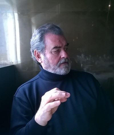 Fermín Bocos presenta "Algo va mal"