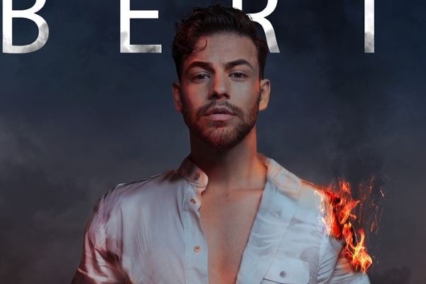 Agoney en FNAC San Agustín