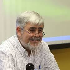 Paco Arenas firma: "Águeda"