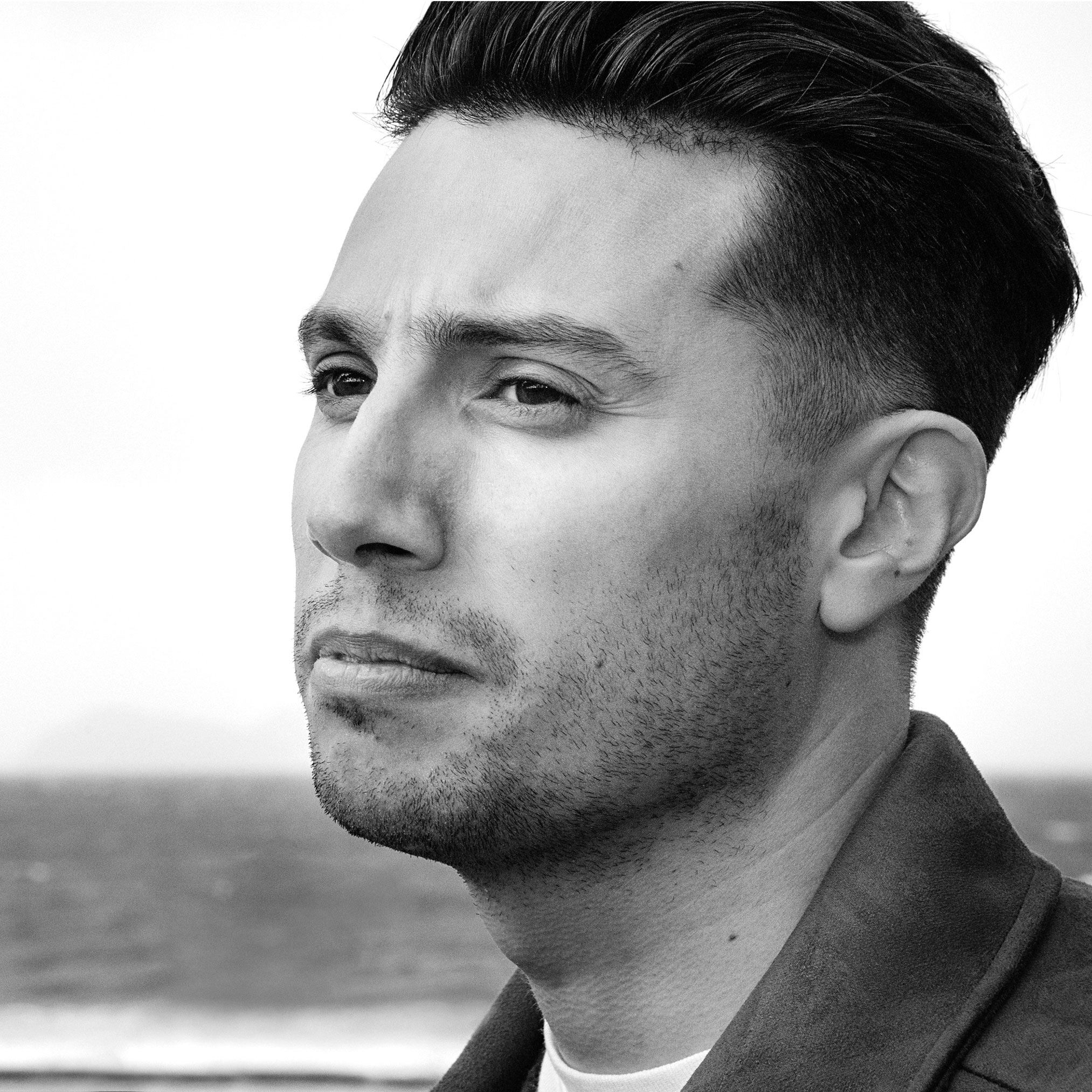 Defreds firma "Amanecer" en Fnac Vigo