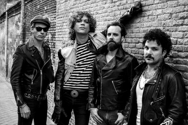 Los Zigarros presentan "Apaga la radio" en Fnac Málaga