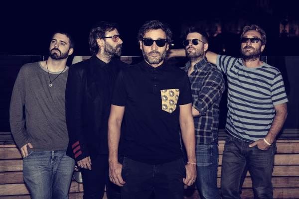 El Niño Erizo en concierto