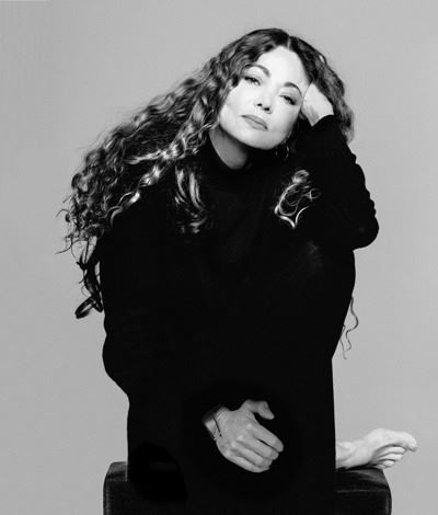 Ángela Becerra presenta "Algún día, hoy"