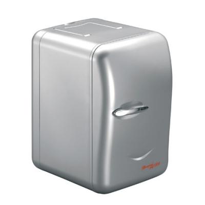 Mini Nevera Portátil 17 Litros 220-12v Color Plata Ehtk45