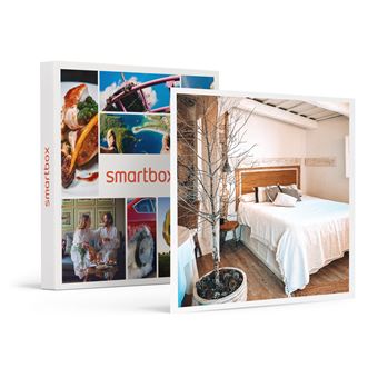 Smartbox - Cita bajo las estrellas: 1 noche en suite con burbuja, cena y cava en Masia Pla del Bosc  Caja regalo Estancias - 1