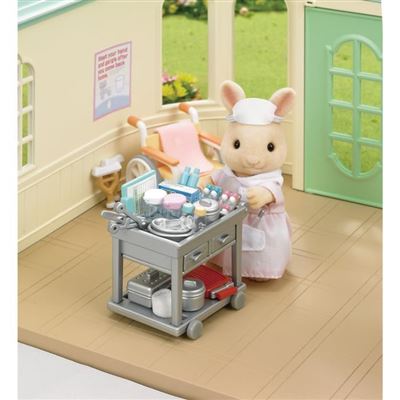 Sylvanian Families 5094 Enfermera Y Accesorios