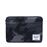Funda Herschel Anchor Camuflaje Negro para MacBook 13,3''_0